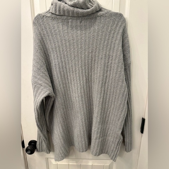 Lou & Grey Cozy Gray Ribbed Turtleneck Sweater Wool Blend XL - Picture 3 of 3